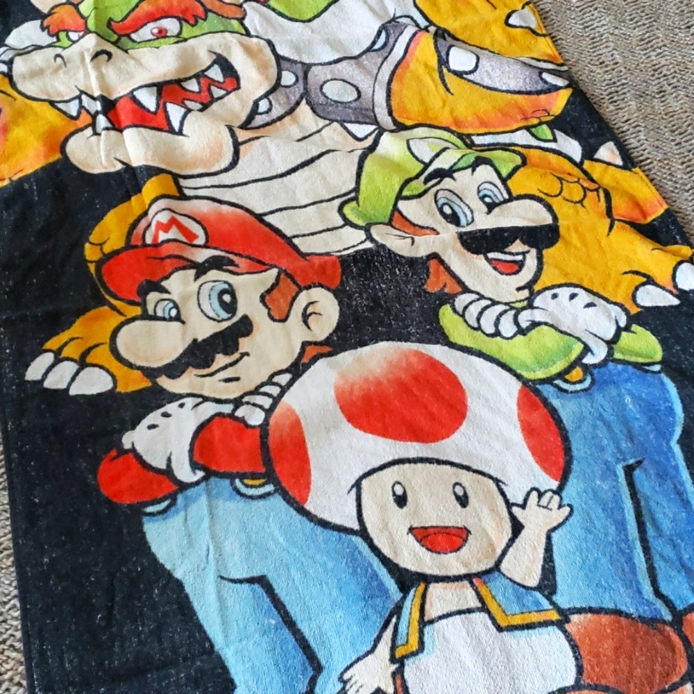 Nintendo Super Mario vtg Beach towel